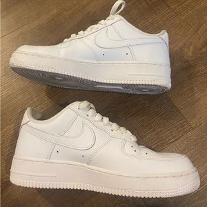 White Air Force one Nike size 8.5